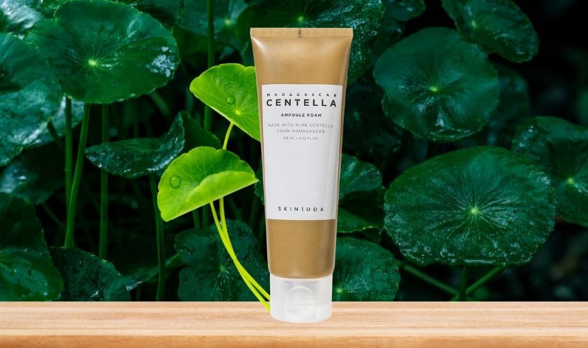 Sữa rửa mặt chiết xuất Rau Má Skin1004 Madagascar Centella Ampoule Foam 125 ml