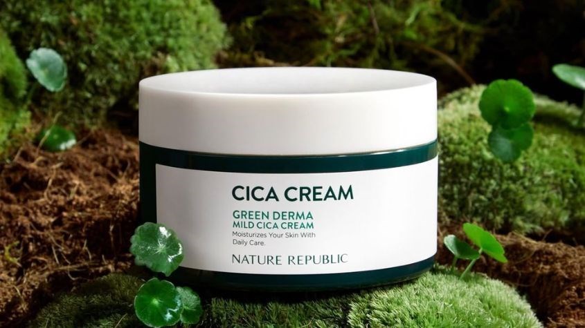 Kem dưỡng da chiết xuất rau má và keo ong Nature Republic Green Derma 190 ml