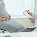 Xét nghiệm Double test được tiến hành bằng cách lấy máu tĩnh mạch